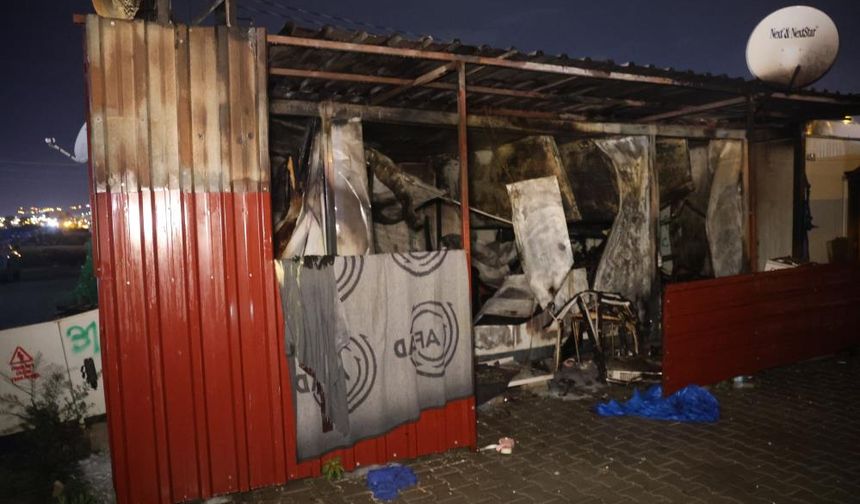 Konteyner alevlere teslim oldu: Anne ve 2 evladı dumandan etkilendi
