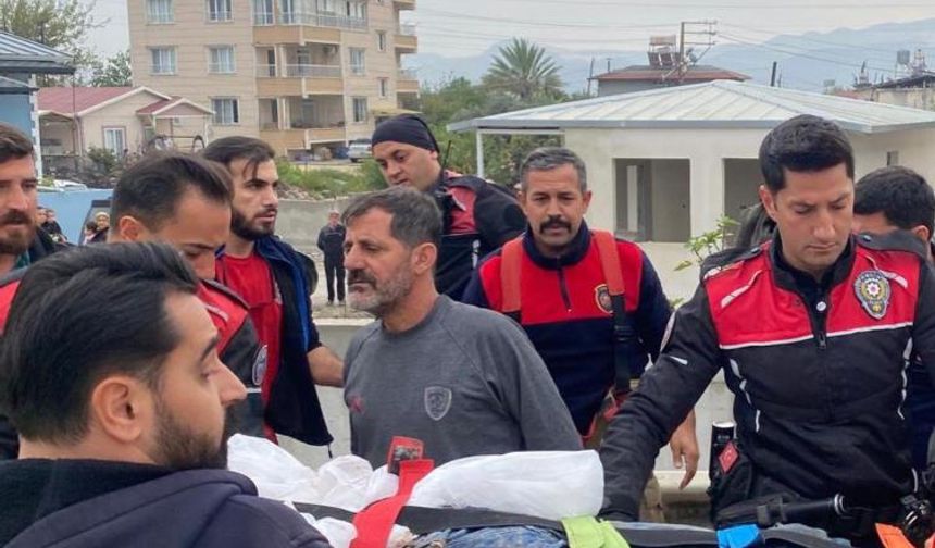 Aracın çarptığı genç kadın, kanala düşerek hayatını kaybetti