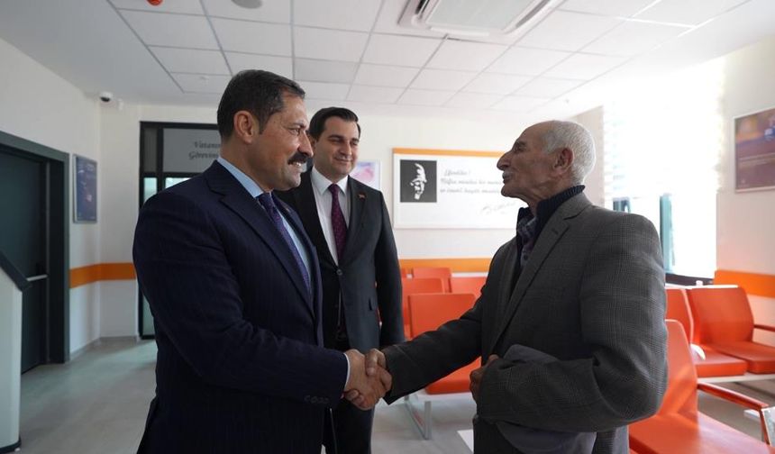 Hataylı aşıktan, devletin şefkatli yüzünü gösteren valiye yürek ısıtan şiir