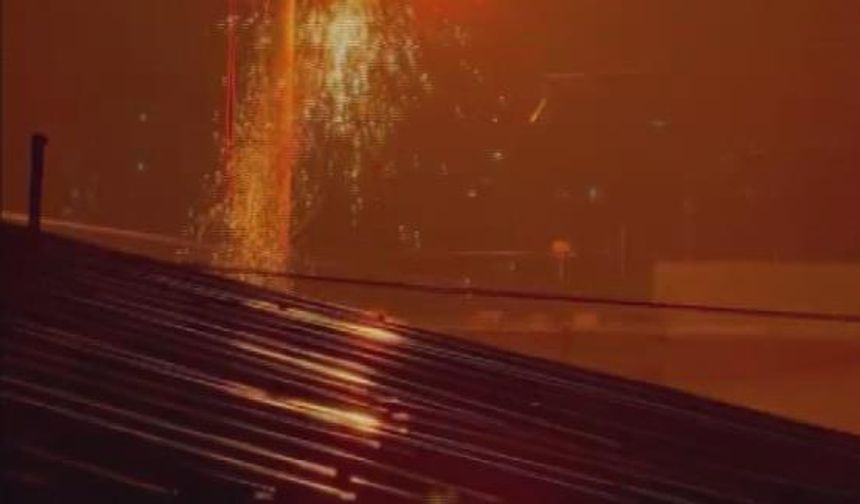 Elektrik kablolarında yaşanan patlama geceyi gündüze çevirdi