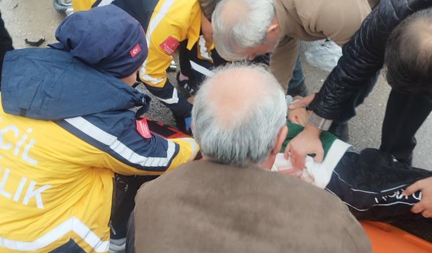 Kaskla yaşama tutunan motosikletli genç: "Polisler doğru söylüyormuş"