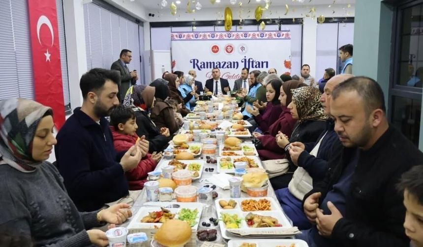 Hatay’da Şehit yakınları ve gaziler müftülüğün iftar sofrasında buluştu