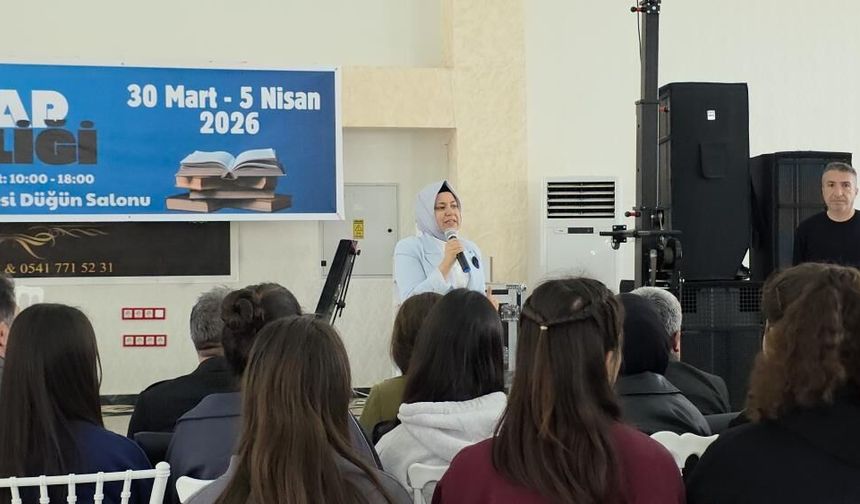 Hassalı yazarın söyleşisi hemşerilerinden yoğun ilgi gördü