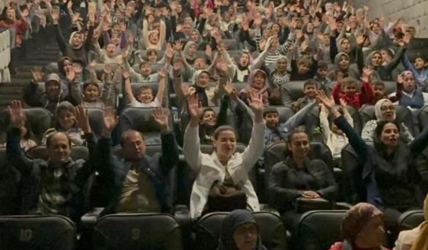 İlkokul öğrencileri sinemayla tanıştı