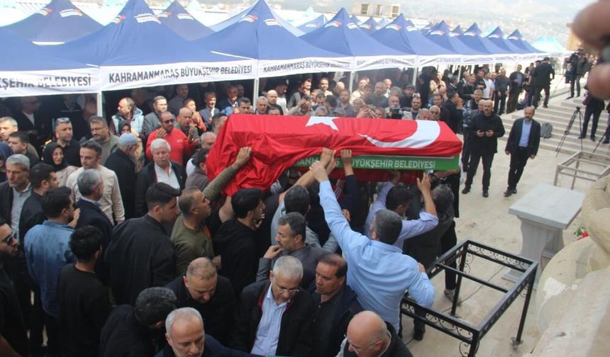 Saldırıda ölen 4 öğrenci gözyaşları içerisinde uğurlandı