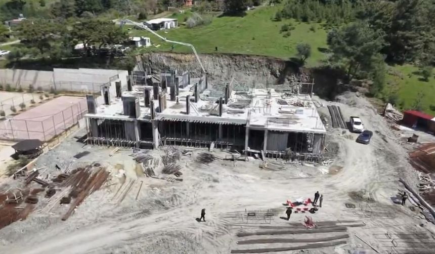 Vali Masatlı Belen’de okul inşaatını inceledi