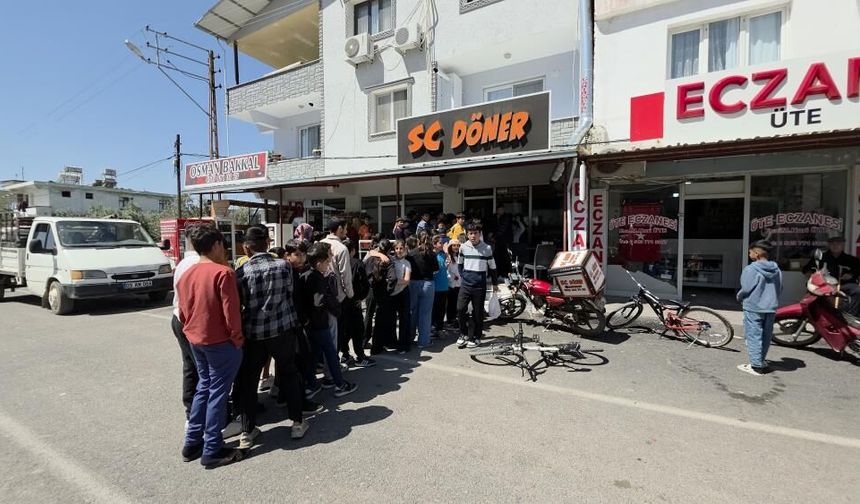 Öğrencilere ücretsiz döner dağıttı