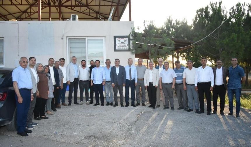 Başkan Yapar, mahalle muhtarlarıyla bir araya geldi