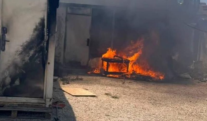 Antakya'da konteyner yangını