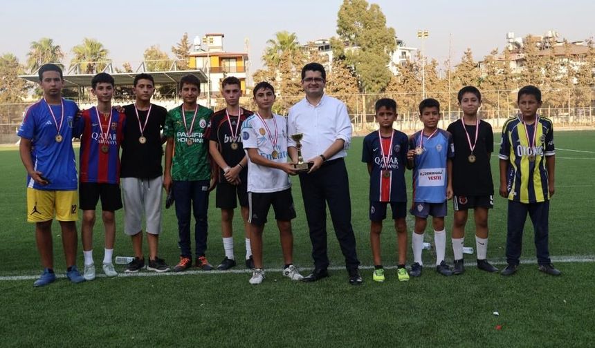 Yaz kuran kursu öğrencileri futbol turnuvasında buluştu