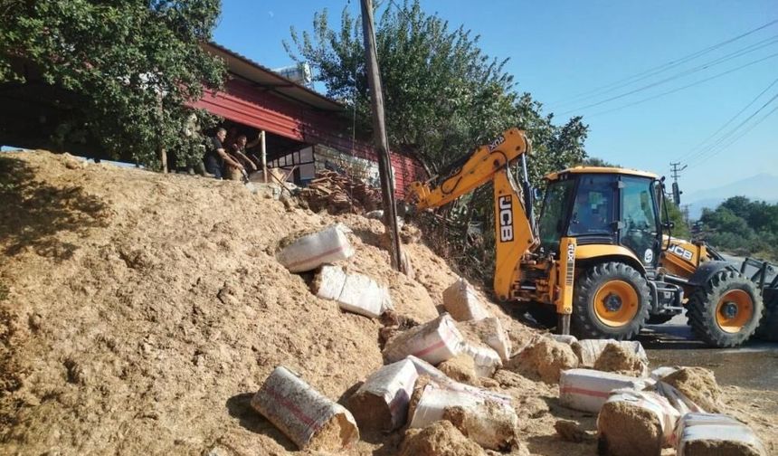 Defne’de samanlık yangını yaşandı