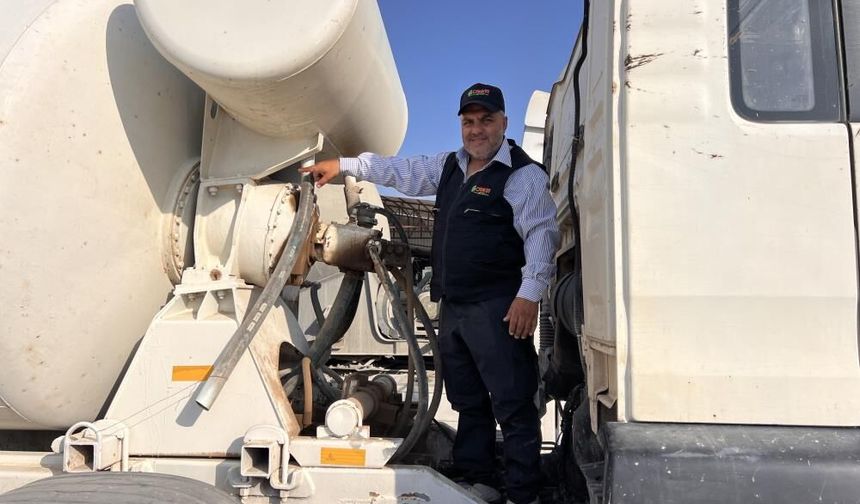 Kumrunun yuva yaptığı beton mikserini, dağılmasın diye 1 aydır çalıştırmıyorlar