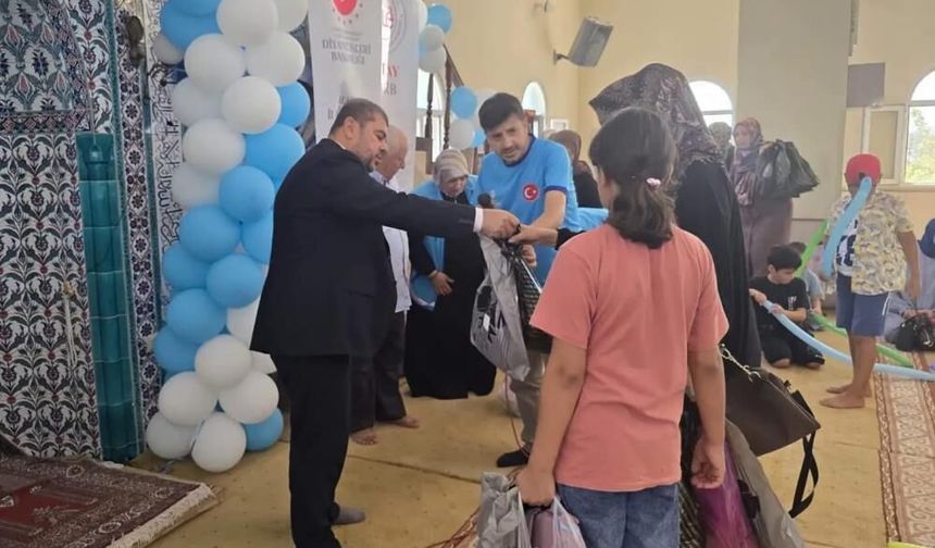 112 yetim çocuğa yönelik Mevlid-i Nebi programı düzenlendi