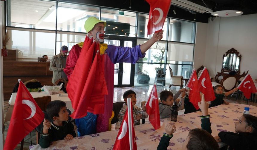 HBB Gastronomievinden Çocuklara Cumhuriyet Bayramı Etkinliği